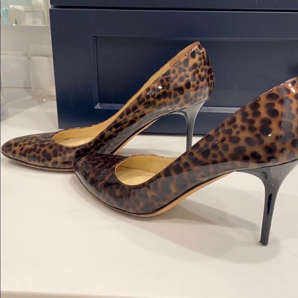 Sexy leopard print pumps